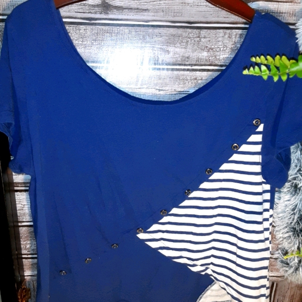 Super soft unique crop top tshirt